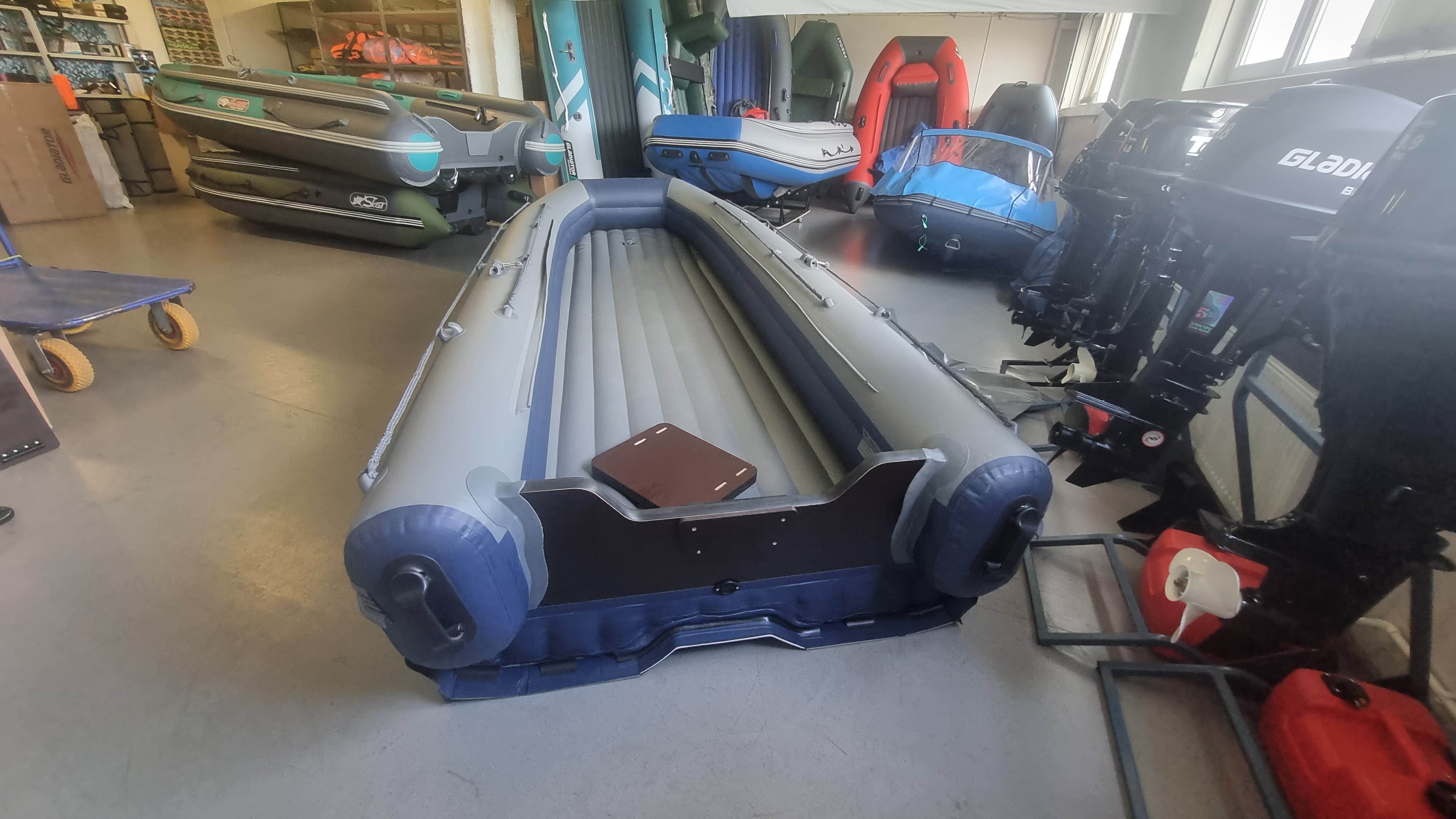 Лодка Флагман DK 370 IGLA JET ULTRA